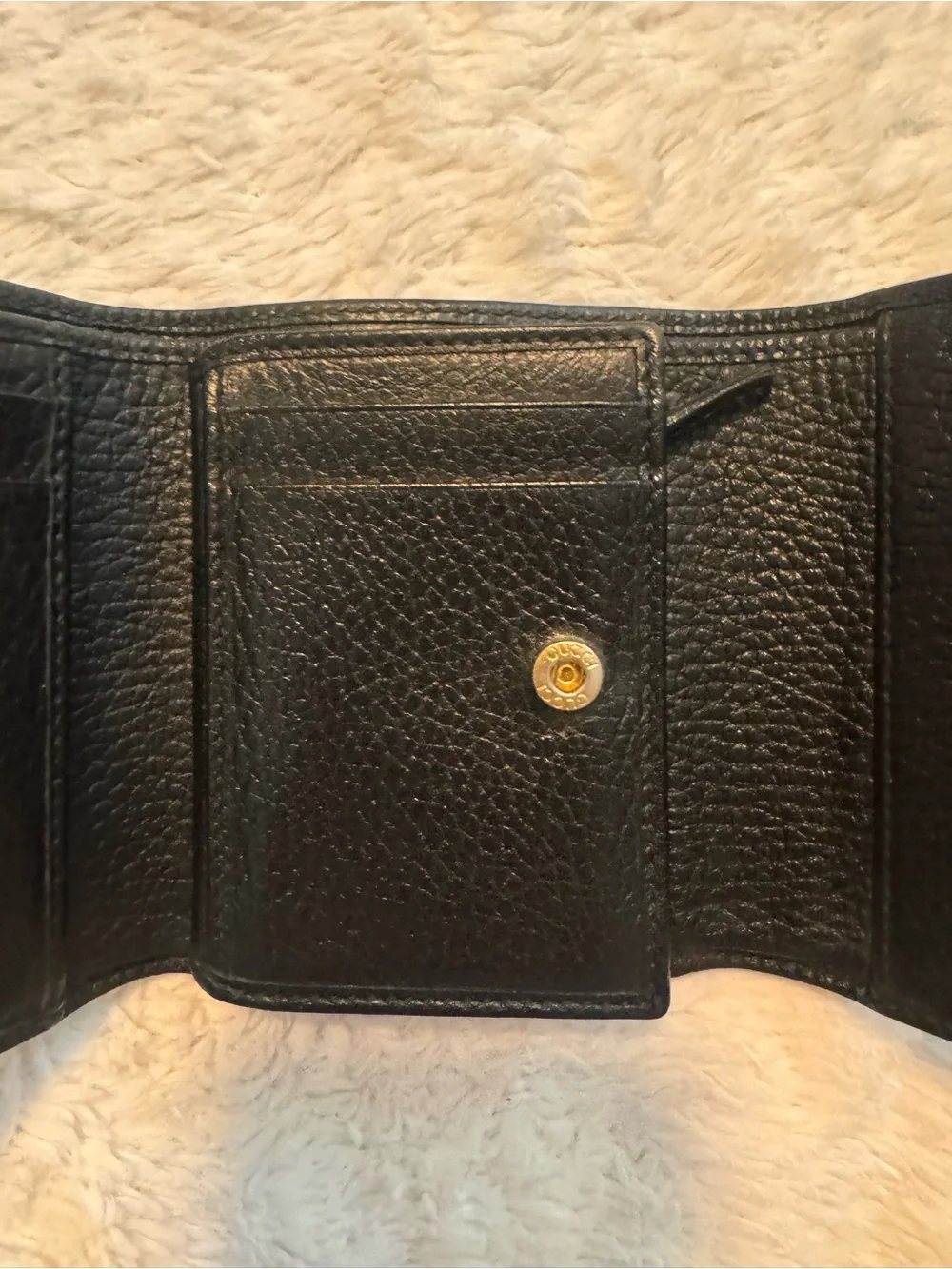 GUCCI Marmont Tri-fold Black Wallet Card Leather Gold - Picture 3 of 9